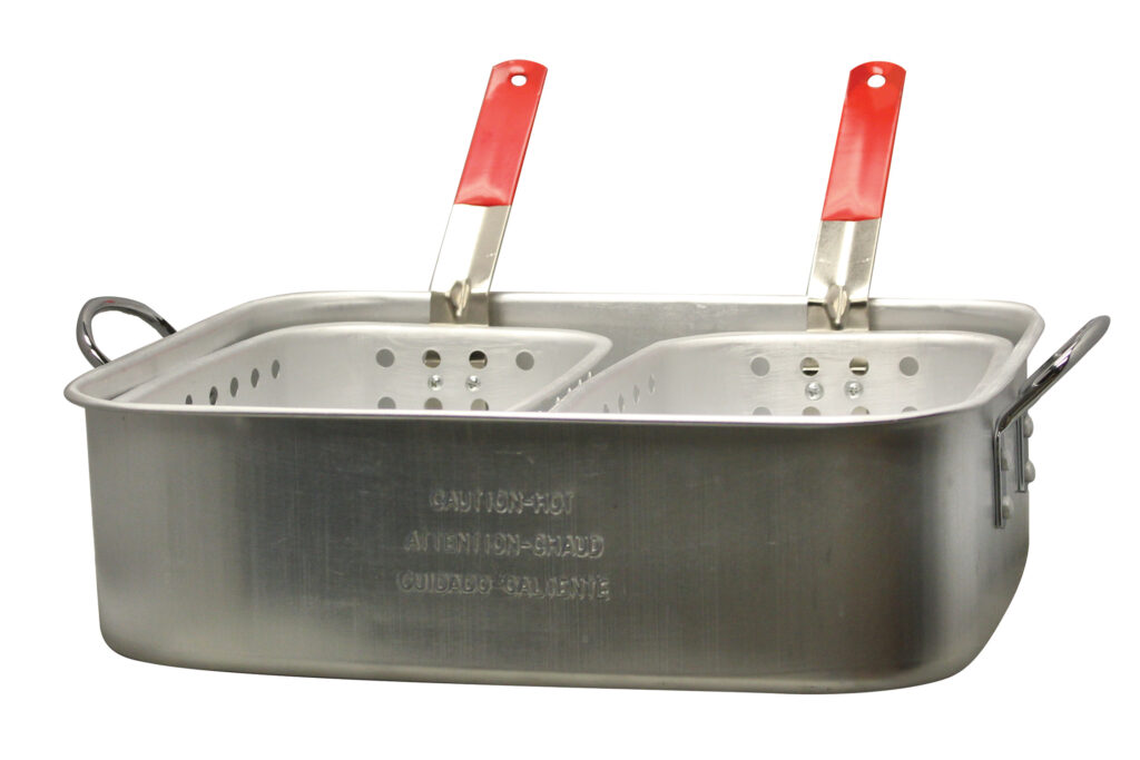 King Kooker 15 qt. Aluminum Rectangular Fry Pan with Two Helper Handles and  Punched Aluminum Basket KK 6 - The Home Depot